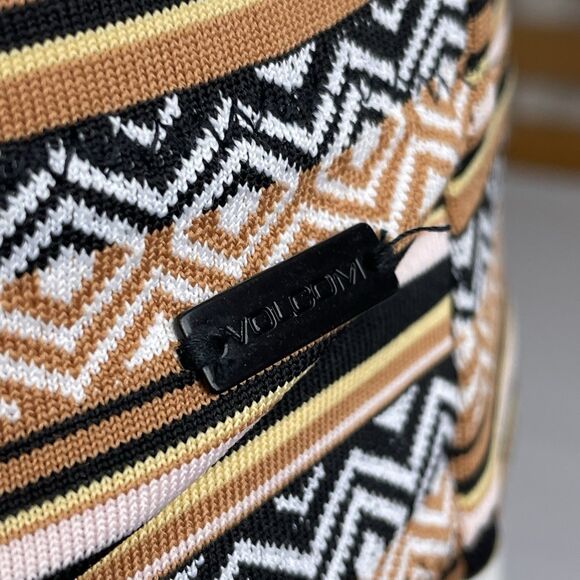 Volcom European Collection 2 Piece Bikini Women’s L Aztec Print Rare New No Tags - Picture 8 of 16